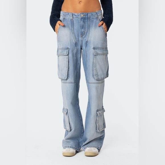 👖 Edikted Tara Low Rise Denim Cargo Jeans - Picture 1 of 16